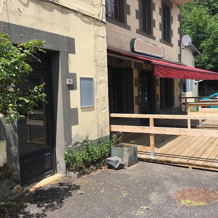 Studio proche de Vulcania et la Bourboule Gelles Esterno foto