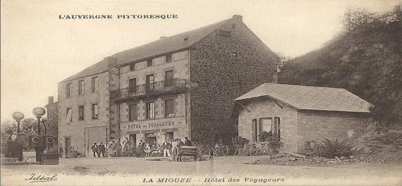 Studio proche de Vulcania et la Bourboule Gelles Esterno foto